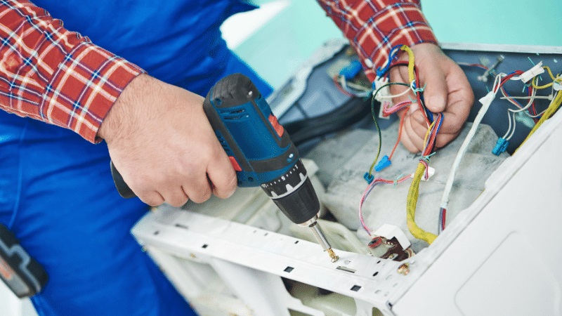 Kula Grundig Grundig çamaşır makinesi kart tamiri – Su almama arızası orijinal parça ile giderildi. - Teknik servis örneği